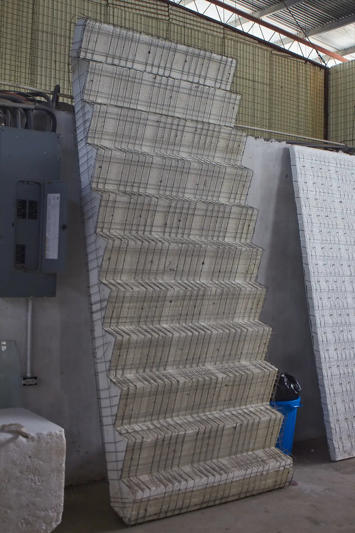 Escalera prefabricada en EPS: el material se moldea a cualquier forma