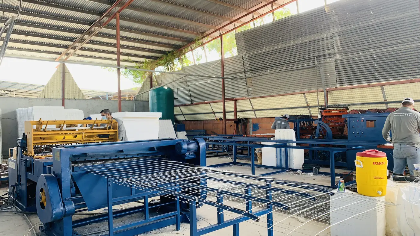 Línea de soldadura de mallas de acero galvanizado